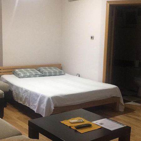 Apartman Snow White Novi Sad Bagian luar foto